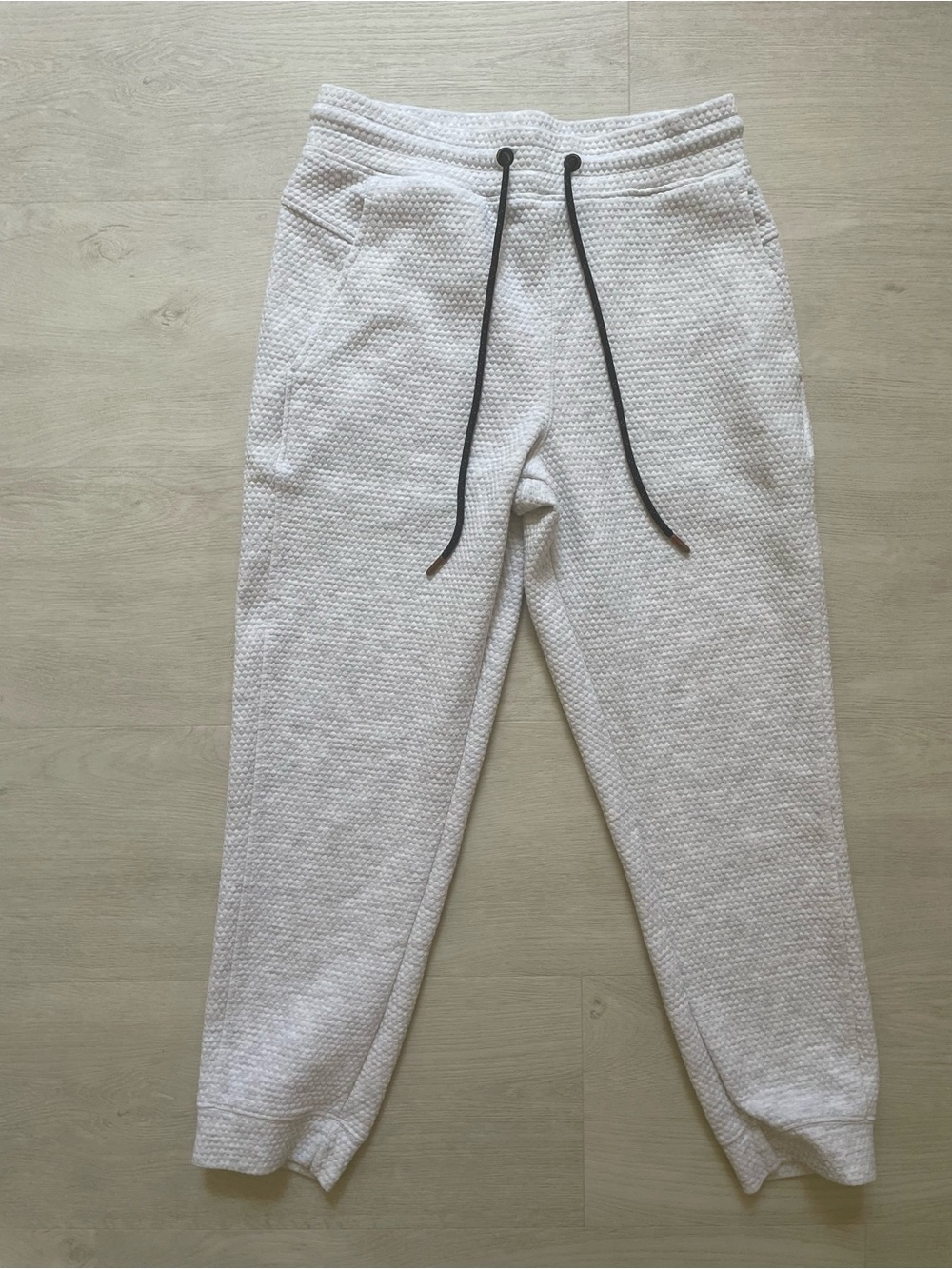 Mens White Textured Jogger Pants